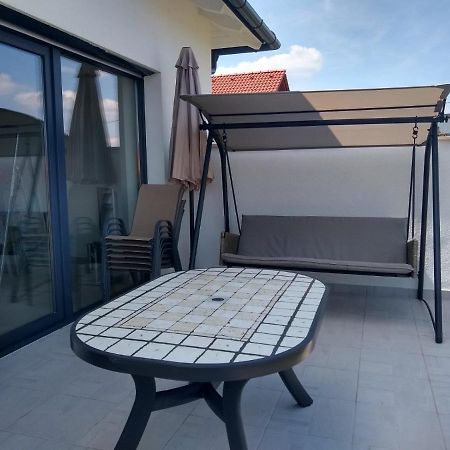 Tandem Apartman Kapolnasnyek Eksteriør bilde